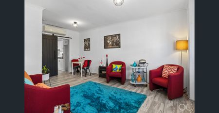 Open the Door to Easy Living in a Light-Filled Morphettville Retreat - Photo 5