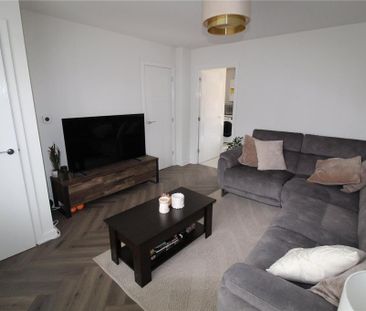 2 bedroom semi-detached house to rent - Photo 2