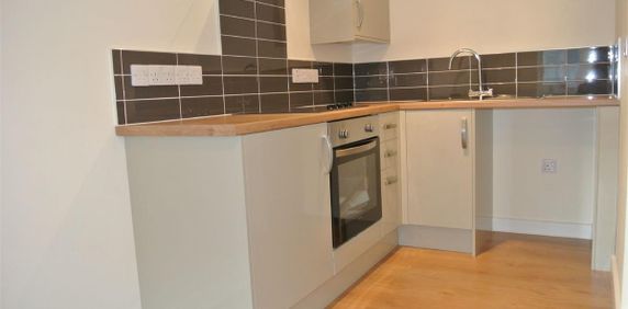 Bretton Green, Peterborough, Bretton - Photo 2