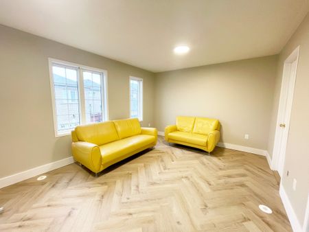 For Lease - 59 Oakmoor Lane Unit# Coach H, Markham, Ontario - Photo 2