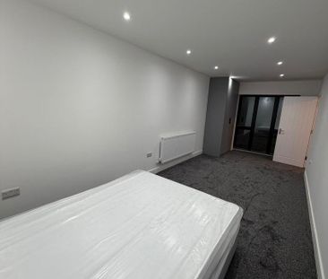 5 bedroom terraced house to rent - Photo 1