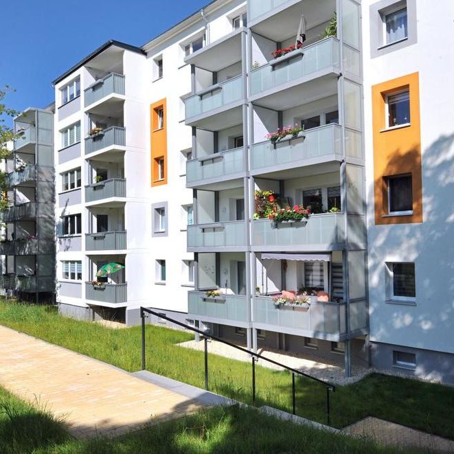 2-Raum-Erdgeschosswohnung mit Balkon - Foto 1