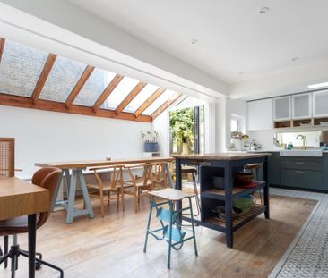 3 bedroom terraced house to rent - Photo 6