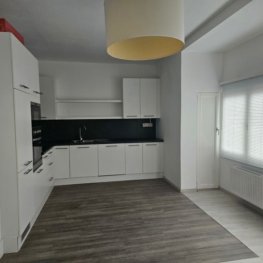 Ruim duplex appartement met 3 slaapkamers - Photo 1