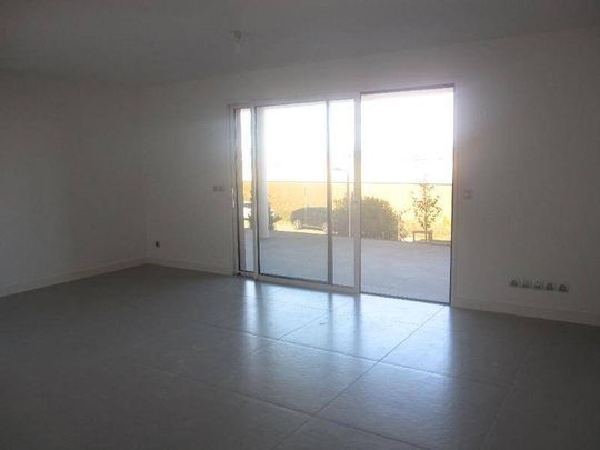 Location appartement récent 3 pièces 67.6 m² à Lattes (34970) - Photo 1