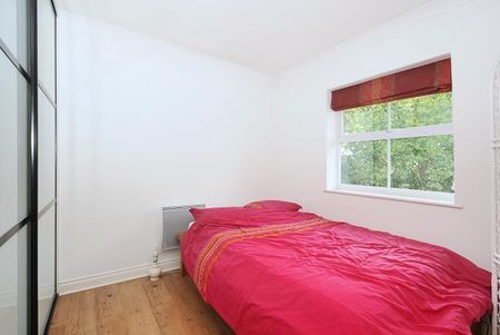 Studio to rent - Photo 4