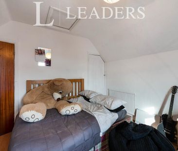 4 bedroom house to rent - Photo 2