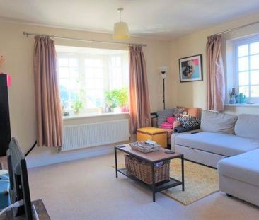 Scarlett Avenue, Aylesbury, Wendover - Photo 1