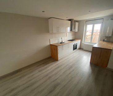 Appartement 2 pièces à louer Chazelles sur Lyon - 42140 / Réf: LA19... - Photo 2