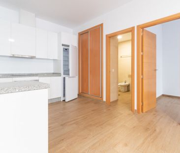 Apartamento planta baja en alquiler en Centro, Fuengirola - Photo 2