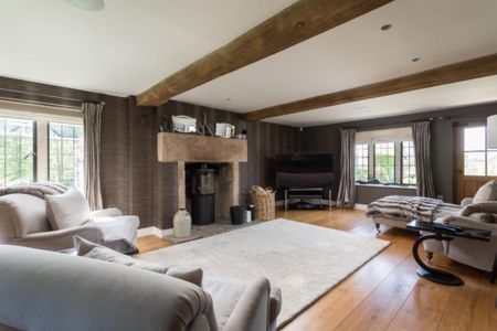 6 bedroom barn conversion to rent - Photo 3