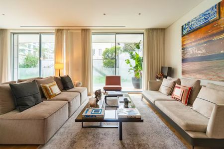 Rua Seara Nova, Lisbon, Lisbon 1250-002 - Photo 2