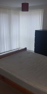 3 bedroom apartment to rent - Photo 4