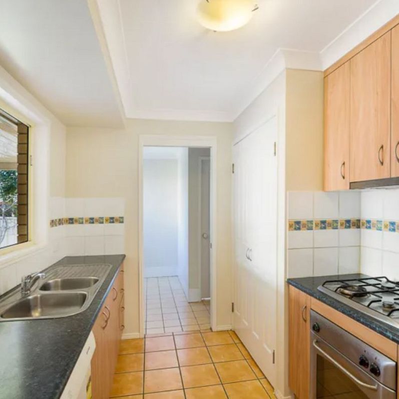 8 Myora Close, Darling Heights - Photo 1