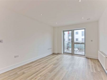 A one bedroom apartment conveniently positioned close to Guildford train station. - Photo 4