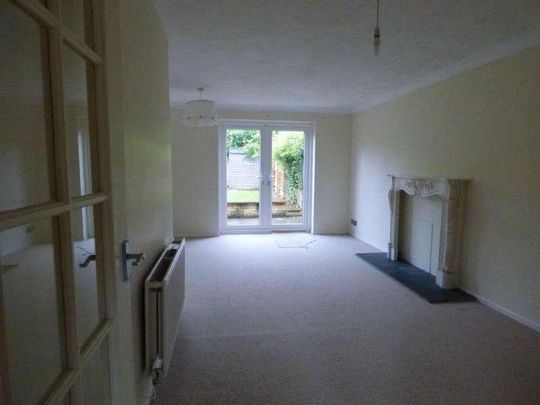 Cloverfields, Gillingham, SP8 - Photo 1