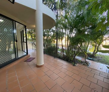 1/12 Canal Avenue, Runaway Bay QLD 4216 - Apartment For Rent | Domain - Photo 4
