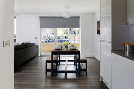 2 bedroom apartment to rent - Photo 3