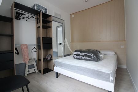 Location Appartement 2 pièces 33m² - Photo 3