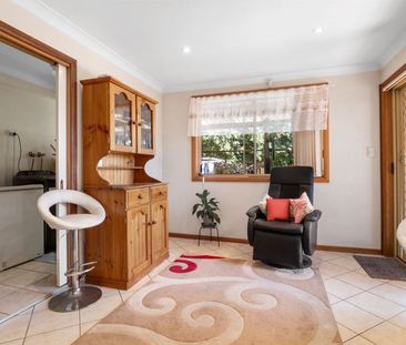 Spacious Family Comfort - Photo 2