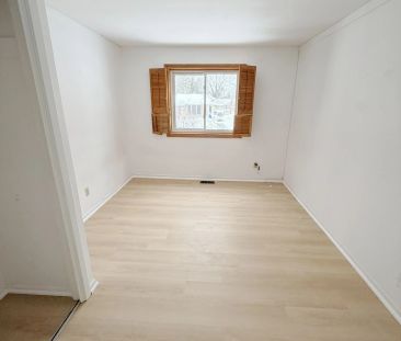 711 Algoma Avenue #Main level - Photo 4