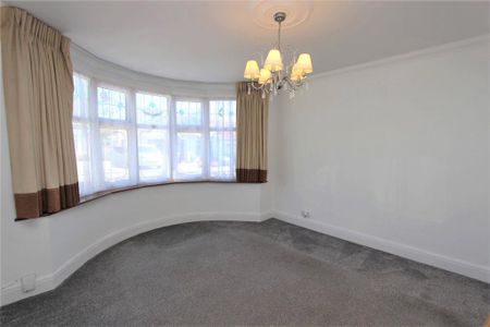 3 bedroom bungalow to rent - Photo 2