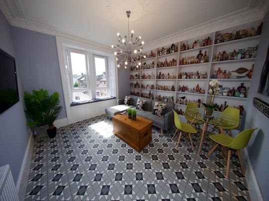 2 bedroom flat to rent - Photo 1