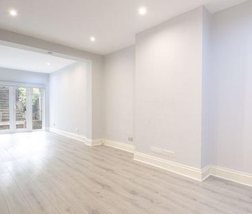 3 bedroom bungalow to rent - Photo 2