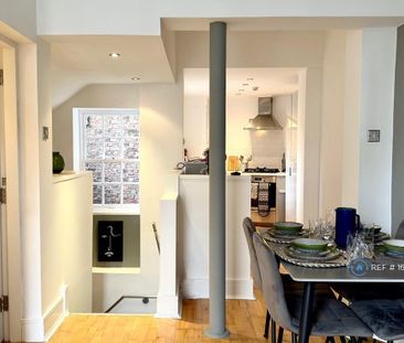 1 bedroom in a flat share to rent - Photo 5