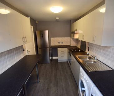 Silken Court, Nuneaton, CV11 5NN - BILLS INCLUSIVE HOUSE-SHARE PRIV... - Photo 1