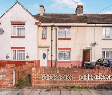 3 bedroom terraced house to rent - Photo 3