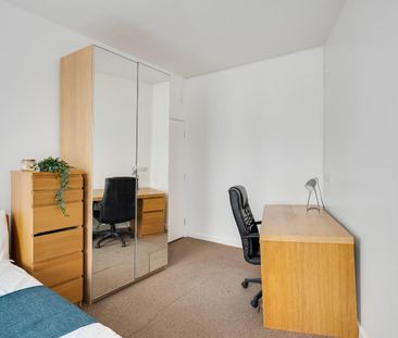 Furzehill Road, Plymouth - Photo 4