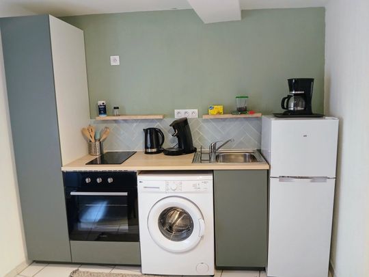 Location Appartement 1 pièce 27m² TOULON 83000 - Photo 1