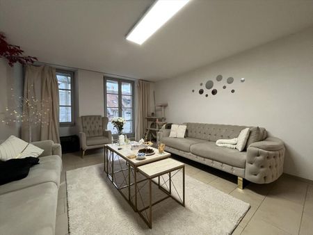 WITH A LARGE TERRACE, VERY WELL LOCATED - Photo 5