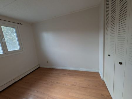 🏡 For Rent – 2 Bedroom - Photo 4