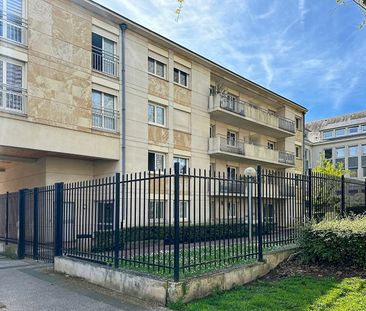 Location appartement 3 pièces, 77.50m², Poissy - Photo 1