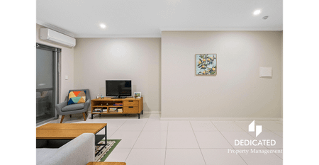 Stunning and Stylish, Perfectly Positioned Place! - Photo 4