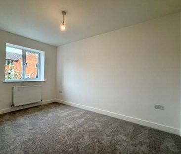 3 bedroom semi-detached house to rent - Photo 6