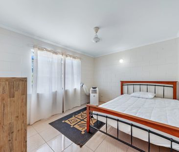 Effortless Coastal Living Starts Here - Comfort, Convenience & Life... - Photo 4