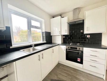 Fernwood Crescent, Wollaton, NG8, Property for rent - Photo 3