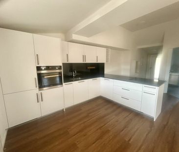 2.5 Zimmer, 80 m², 2. Stock - Foto 2