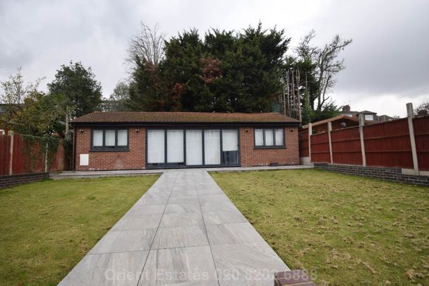 Price £6,000 pcm - Available Now - Furnished - Photo 1