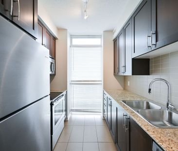 For Lease - 4070 Confederation Parkway Unit# 1004, Mississauga, Ont... - Photo 6