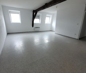 Location Appartement 3 pièces 65m² HAUSSY 59294 - Photo 1