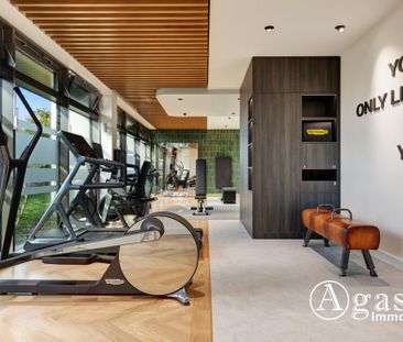 Offen geschnittene 2 Zimmer Wohnung mit ca. 62m² und EBK im Dachges... - Photo 4