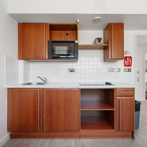 Roland Gardens - Photo 1