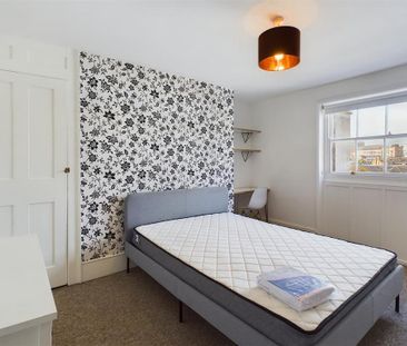 3 bedroom maisonette to rent - Photo 4