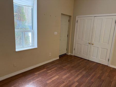 For Lease - 19734 Airport Road Unit# Main Fl, Caledon, Ontario - Photo 4