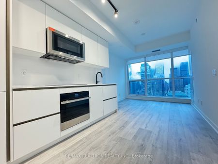 For Lease - 327 King Street Unit# 3008, Toronto, Ontario - Photo 3
