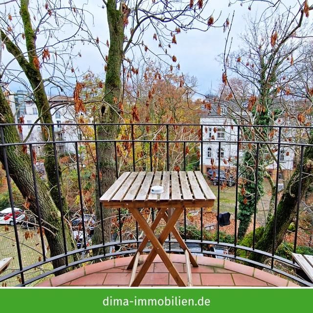 Teilmöblierte City-Whg. mit Süd-Balkon zum Hof, Tageslichtbad, Einbauküche, Stellplatz usw. - Foto 1